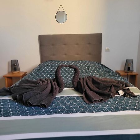 Villa 6 couchages spa privatif, accès direct mer, piscine Le Barcarès Extérieur photo