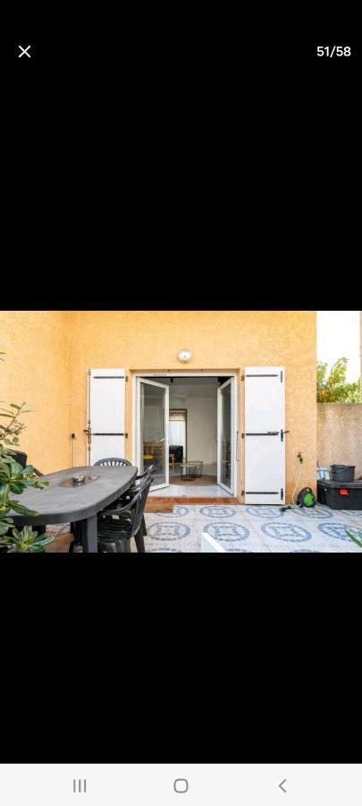 Villa 6 couchages spa privatif, accès direct mer, piscine Le Barcarès Extérieur photo